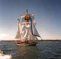 S/V Miraka under full sail